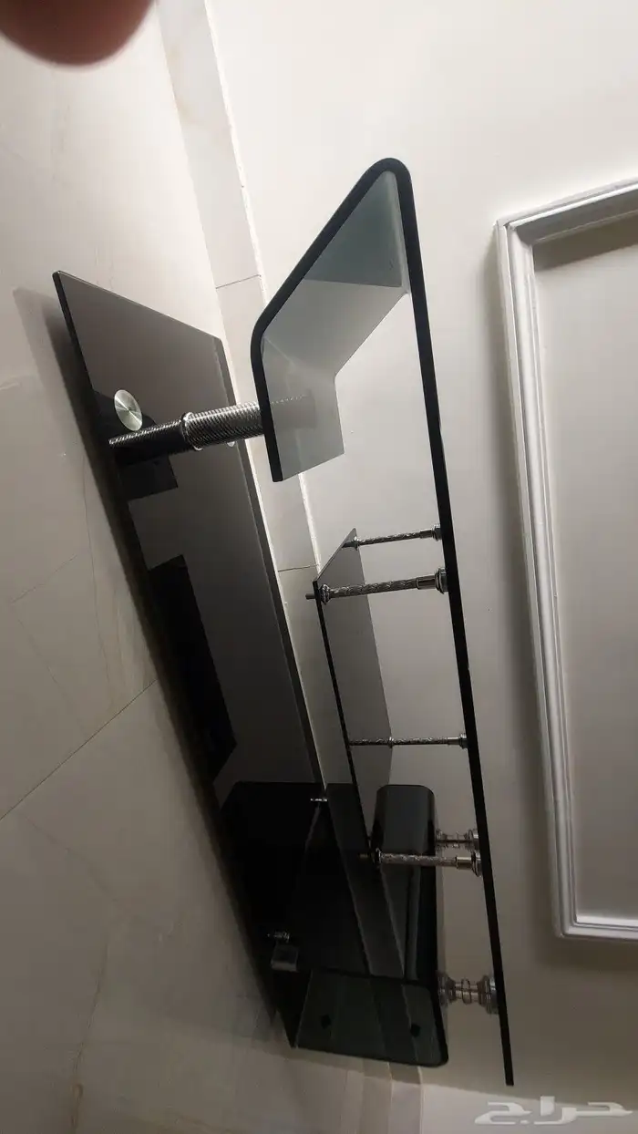 طاولة شاشة للبيع ..التواصل خاص 2