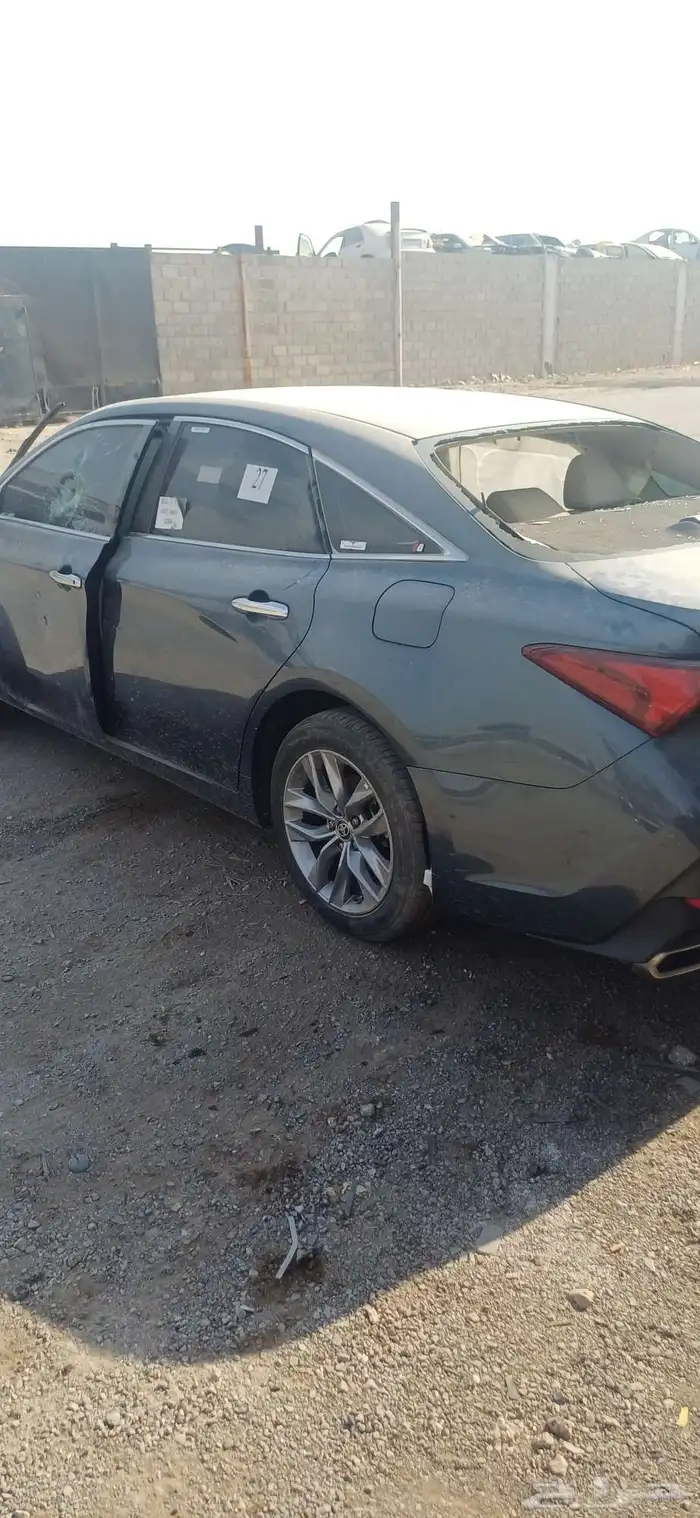 تويوتا افلون مديل 2021 تشليح قطع غيار فقط 1