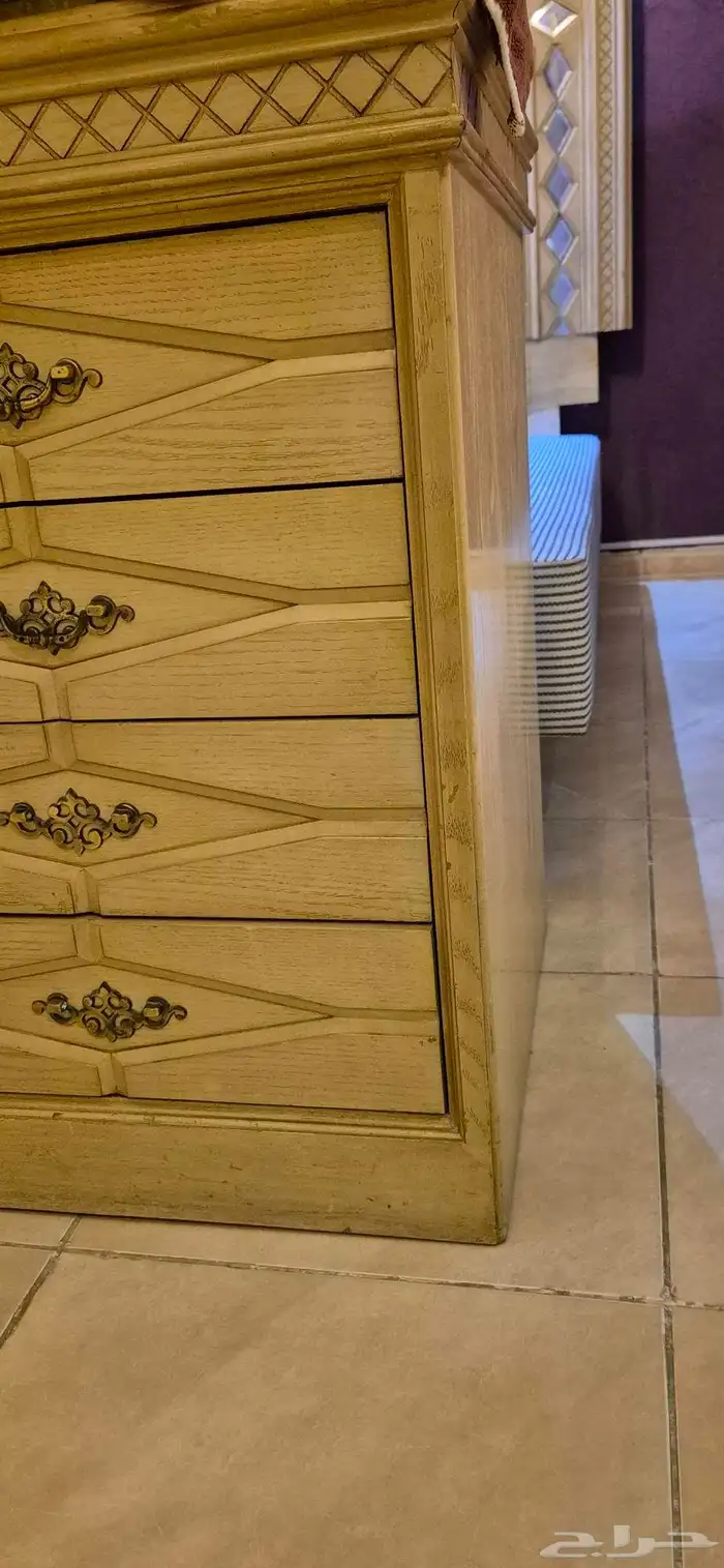 غرفة نوم أمريكي مستعملة نظيفة 3