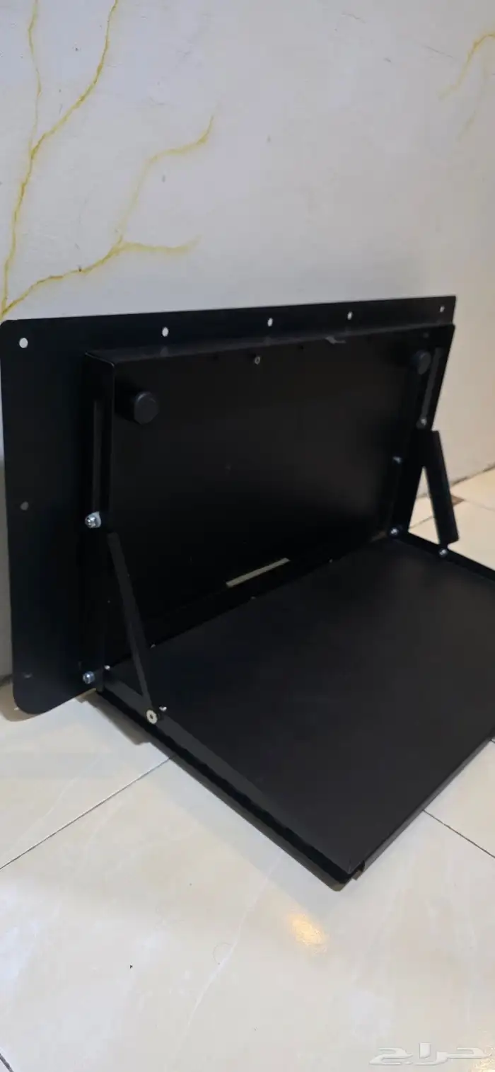 طاولة جيب نيسان 3