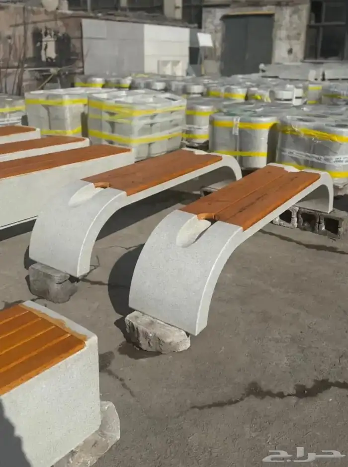 كراسي خرسانية واحواض زرع 14