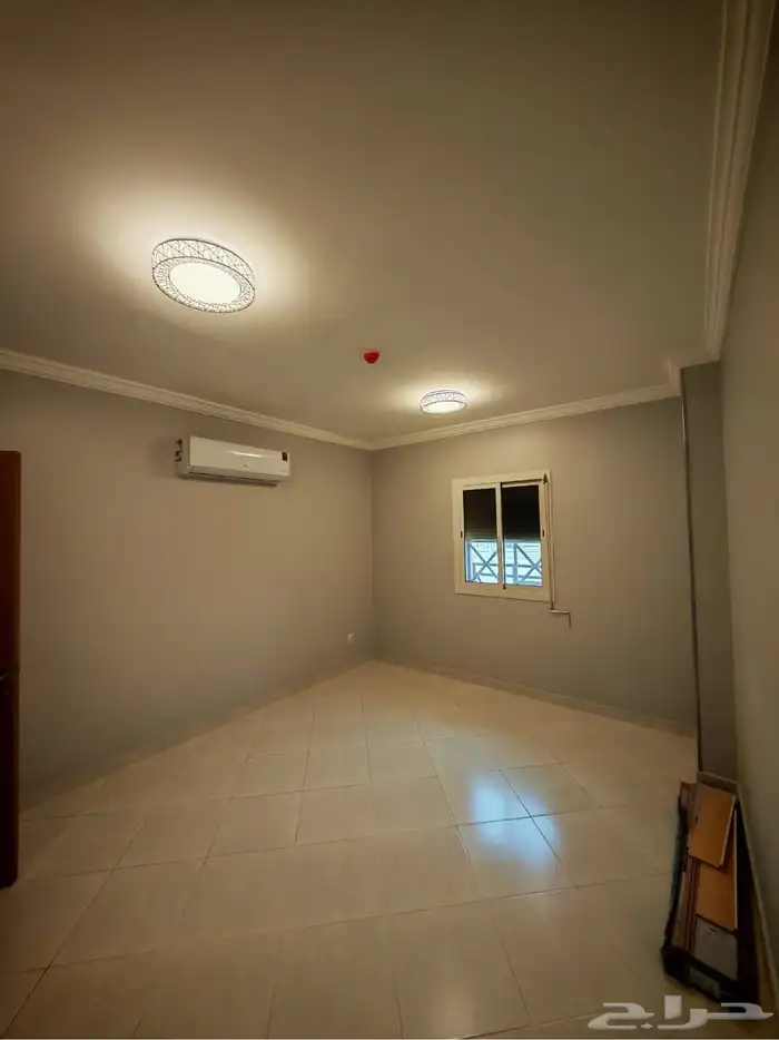 شقه للايجار الحمدانيه الفلاح 13