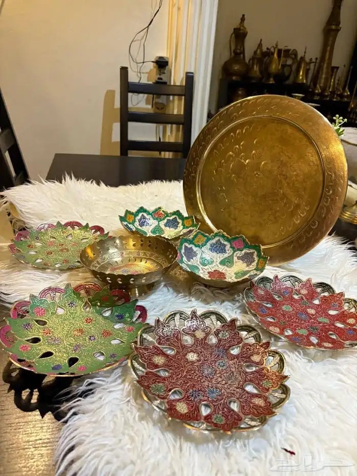 نحاسيات دلل لوحة مباخر فازات اسعار للك قطعه سعر 3