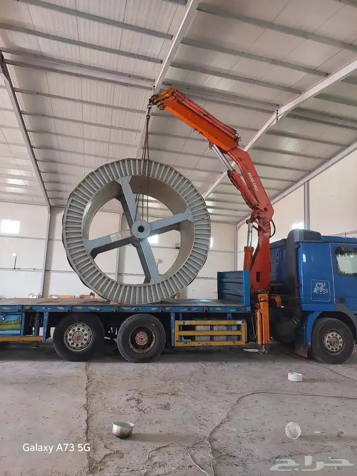 For rent a traveling crane inside Jeddah or outside Jeddah w 4