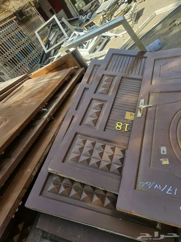 ابواب خشب كميه كبيره 7