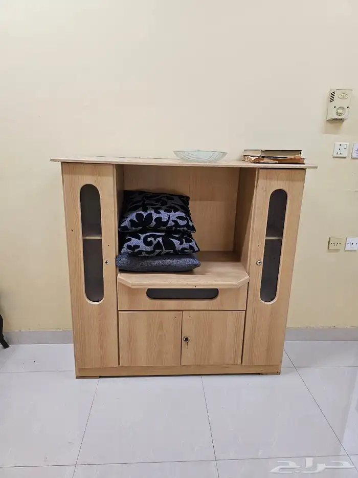 دواليب واسرة وكنبات مستعمله للبيع 2