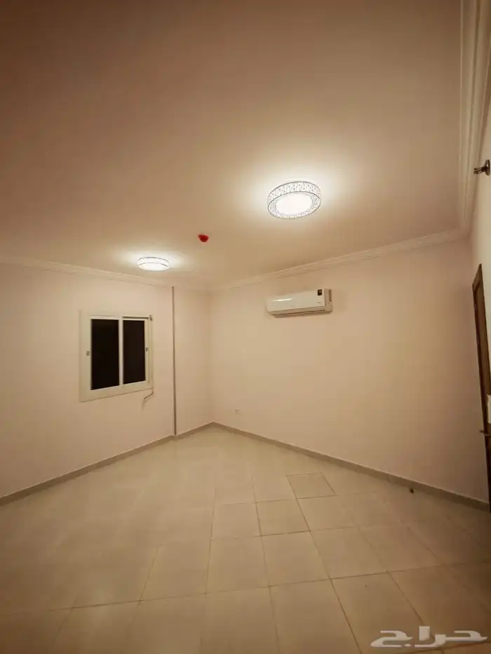 شقه للايجار الحمدانيه الفلاح 15