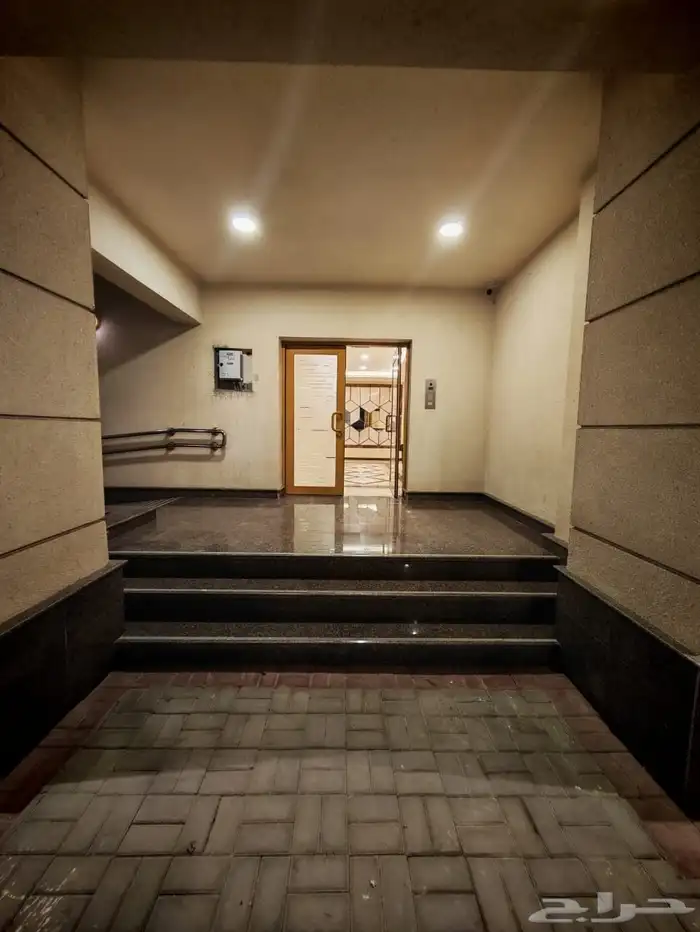 شقه للايجار الحمدانيه الفلاح 19