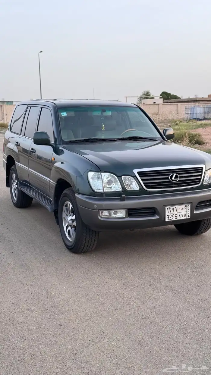 جيب لكزس موديل 2000 سعودي 2