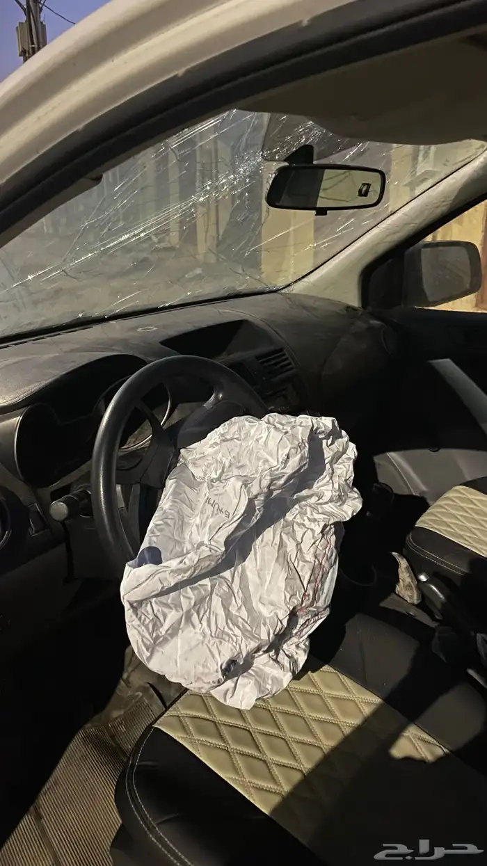 مازدا BT-50 تشليح للبيع 4