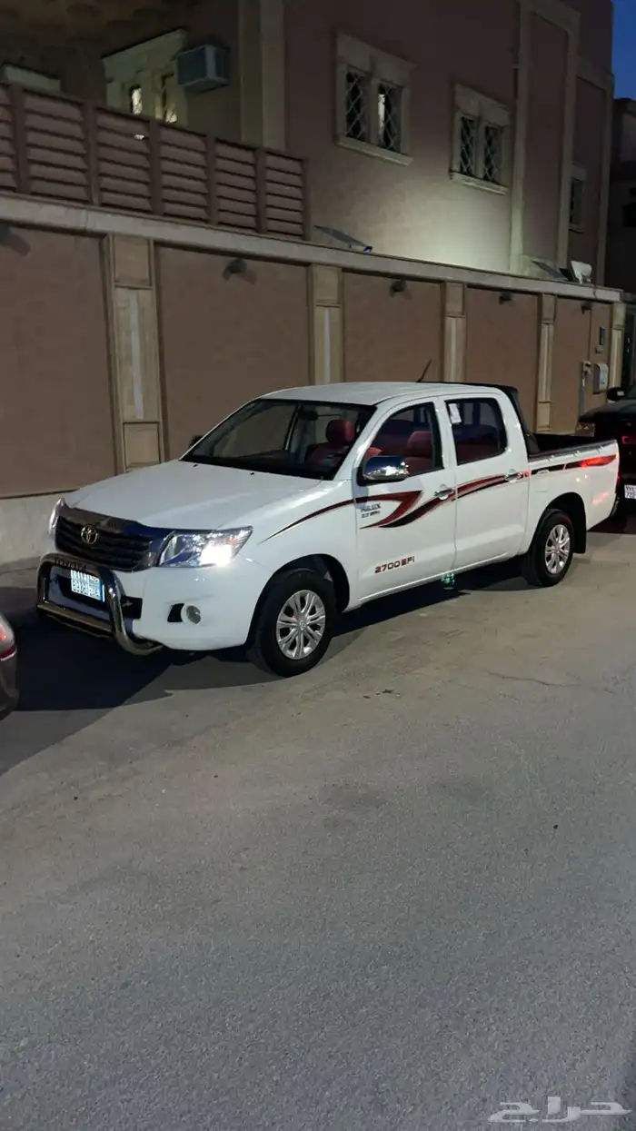 هايلكس 2014 بدي بلد ممشى قليل 8