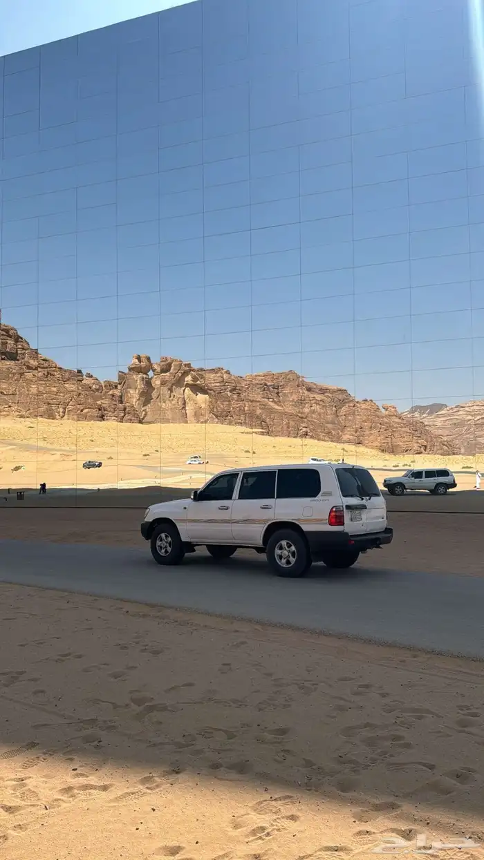 لاند كروزر موديل 2000 gx 4