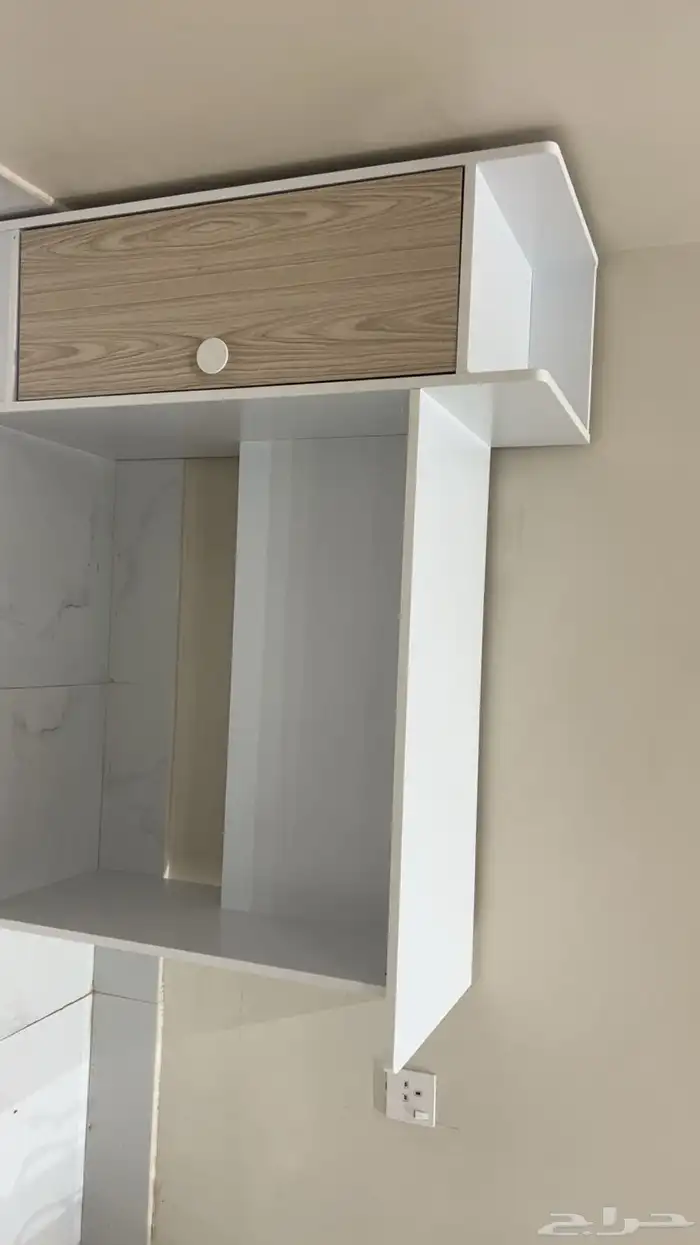 مكتب جديد ما استعمل ولا مره 0