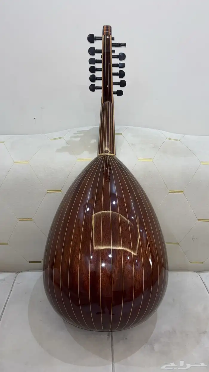 عود زرياب فاخر تصميم عراقي للبيع بسعر مغري 0