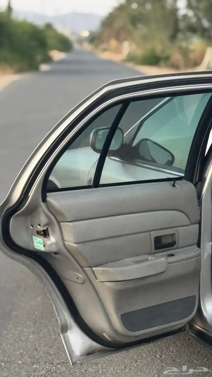فورد فكتوريا 2004 LX فل كامل فتحه 11