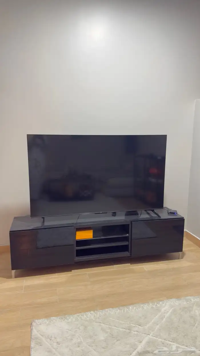 سرير و كنب و طاله تلفزيون و تسريحه 5