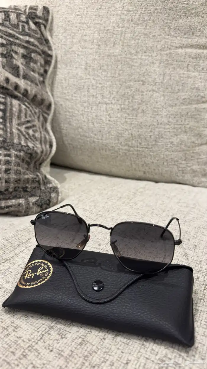نظارات شمسية راي بان مستعملة ونظيفة واصلية 0