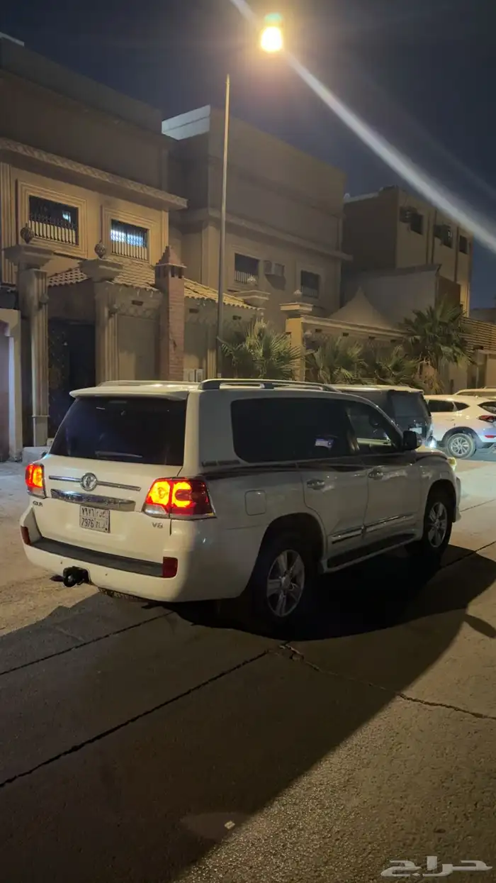 لاند كروزر 2