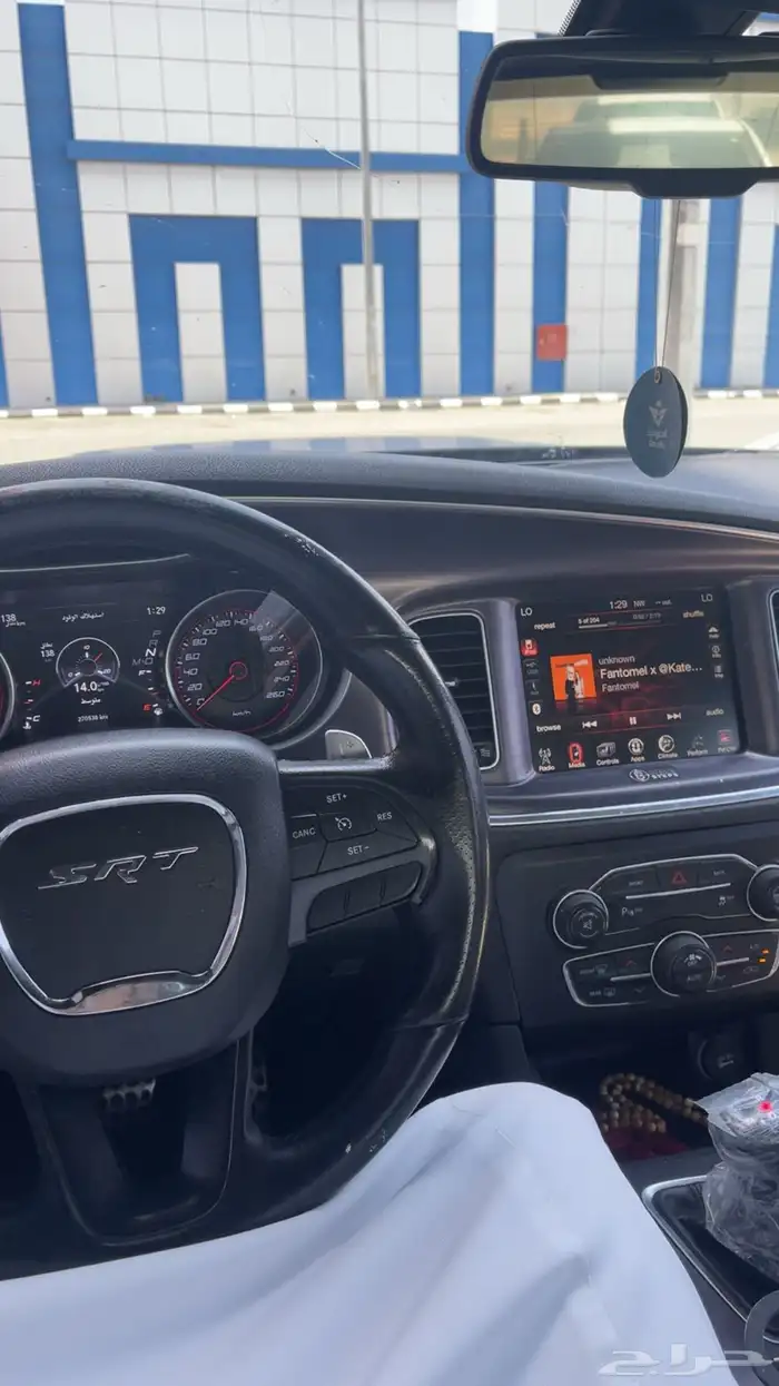 للبيع تشارجر 2016 7