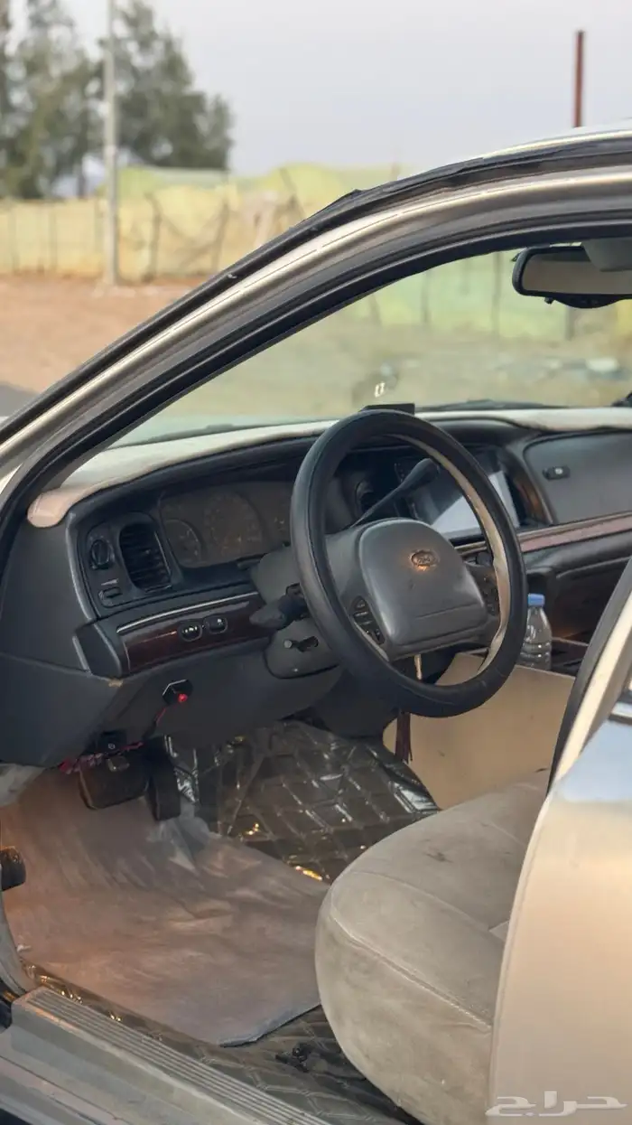 فورد فكتوريا 2004 LX فل كامل فتحه 14