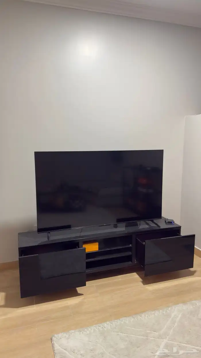 سرير و كنب و طاله تلفزيون و تسريحه 6