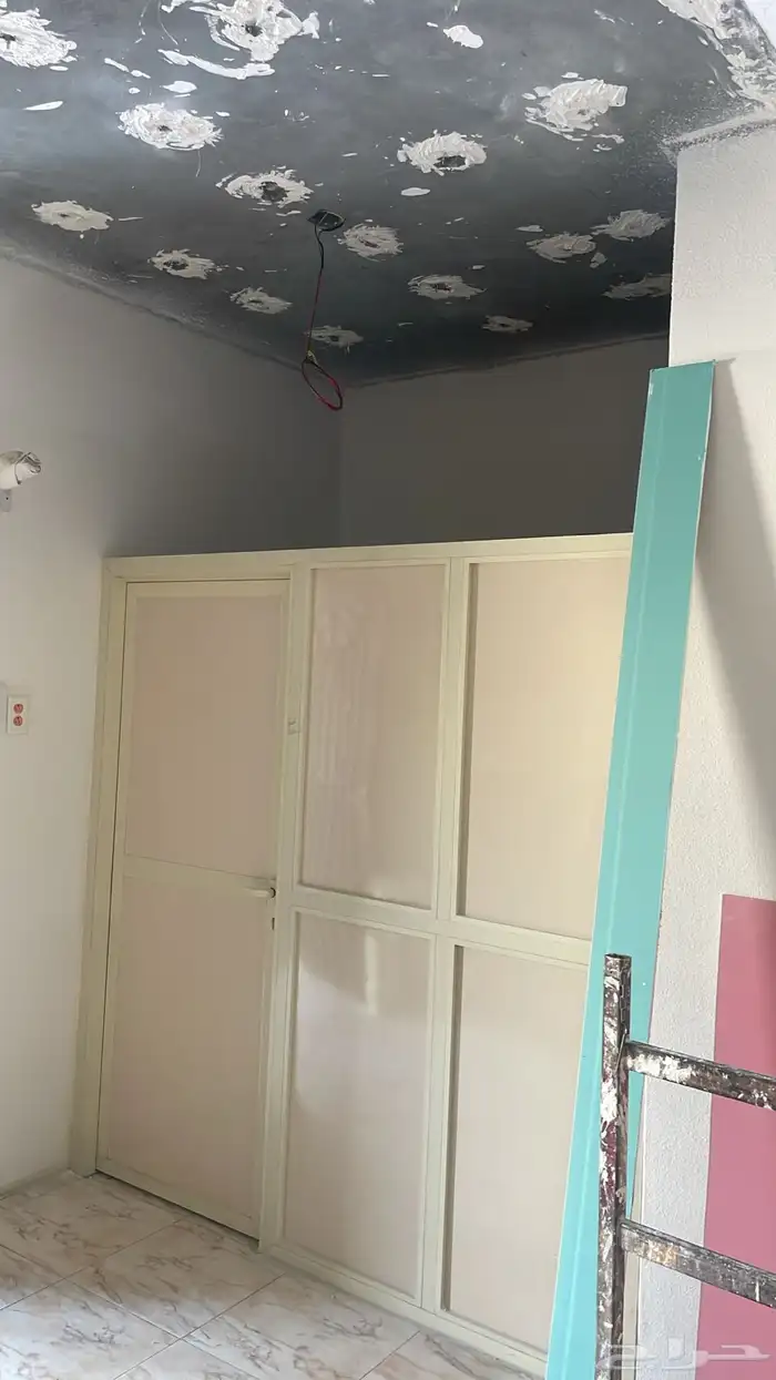 هيكل حاجز المنيوم مع باب 0