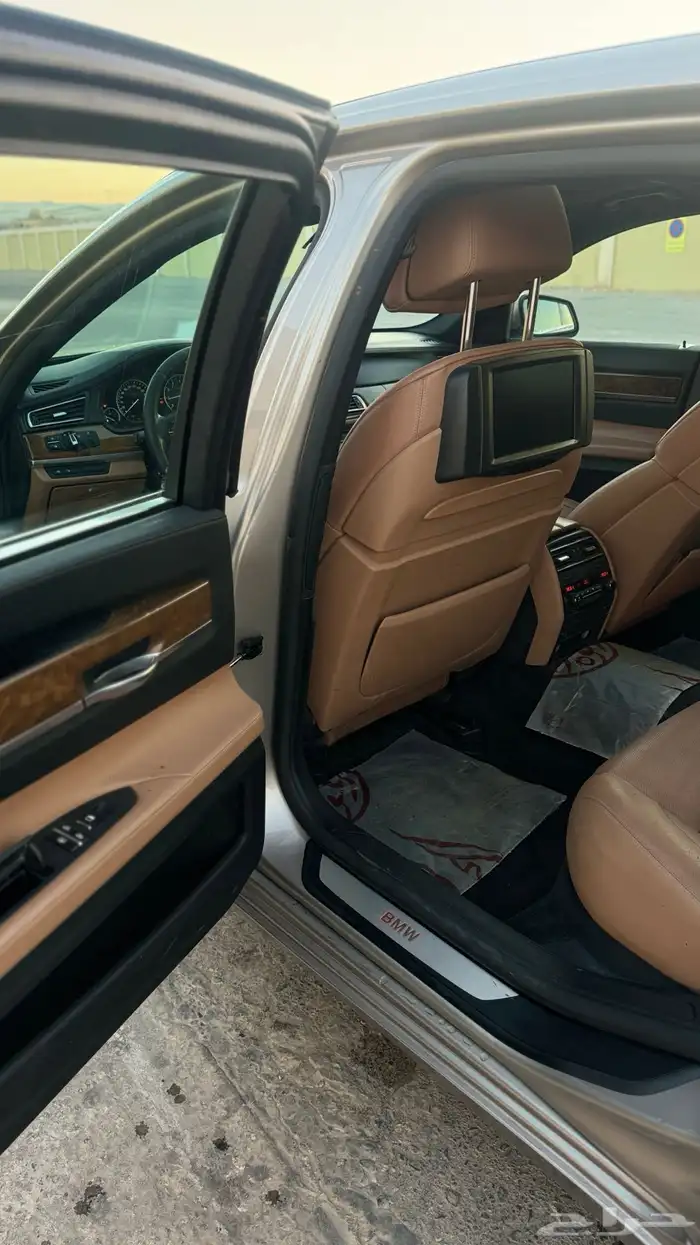 بي ام دبليو 2010 13