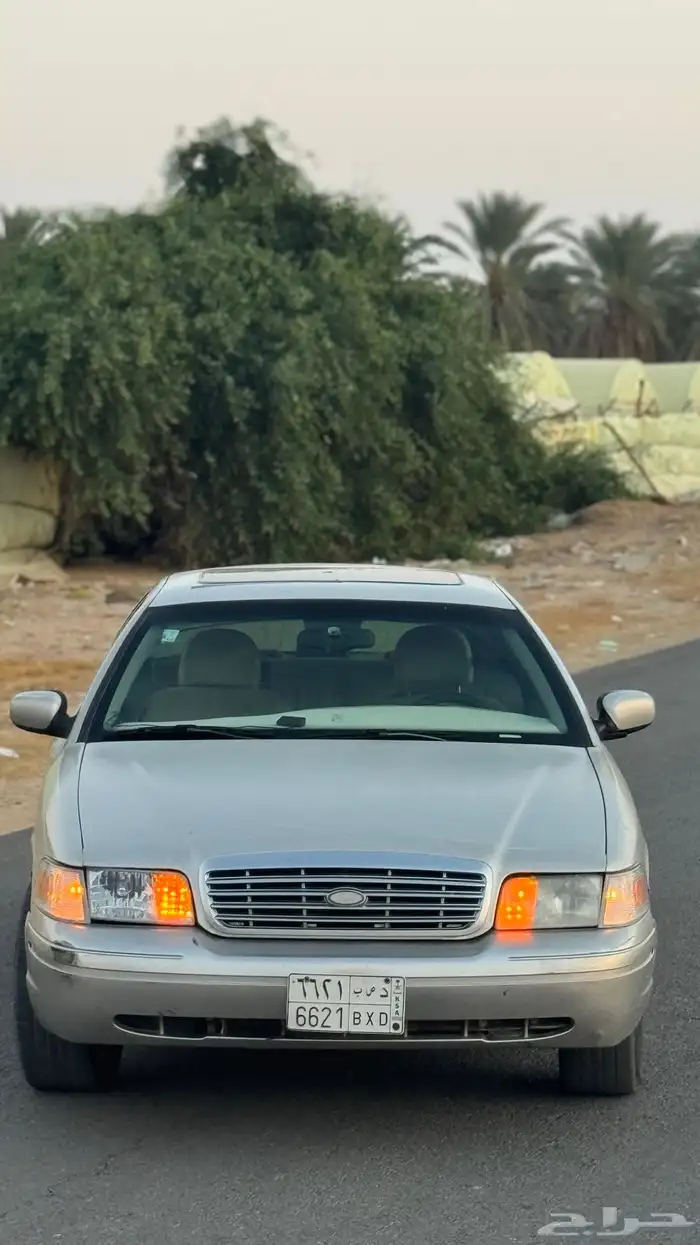 فورد فكتوريا 2004 LX فل كامل فتحه 7