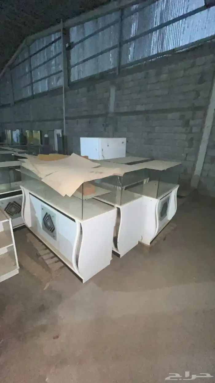 للبيع دواليب خشب للعرض واستندات عرض 6
