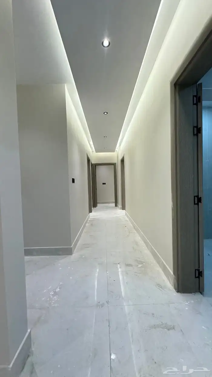 للبيع شقق حي بدر تتكون من 6غرف 16