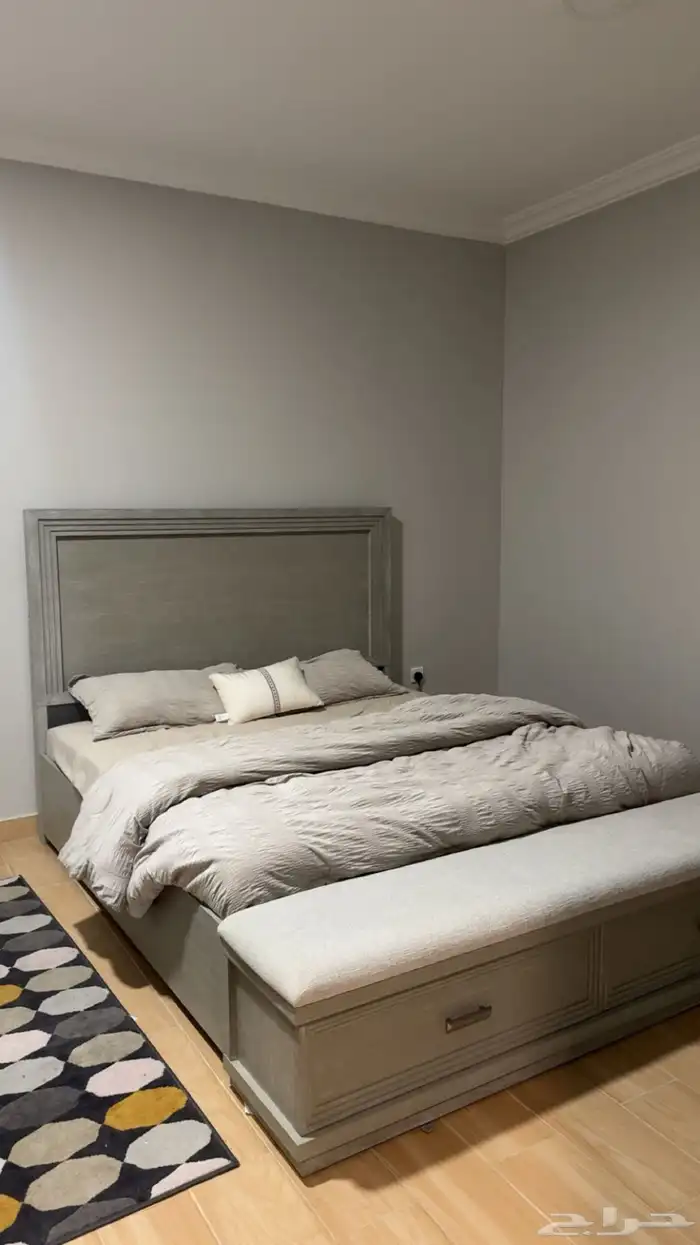 سرير و كنب و طاله تلفزيون و تسريحه 1