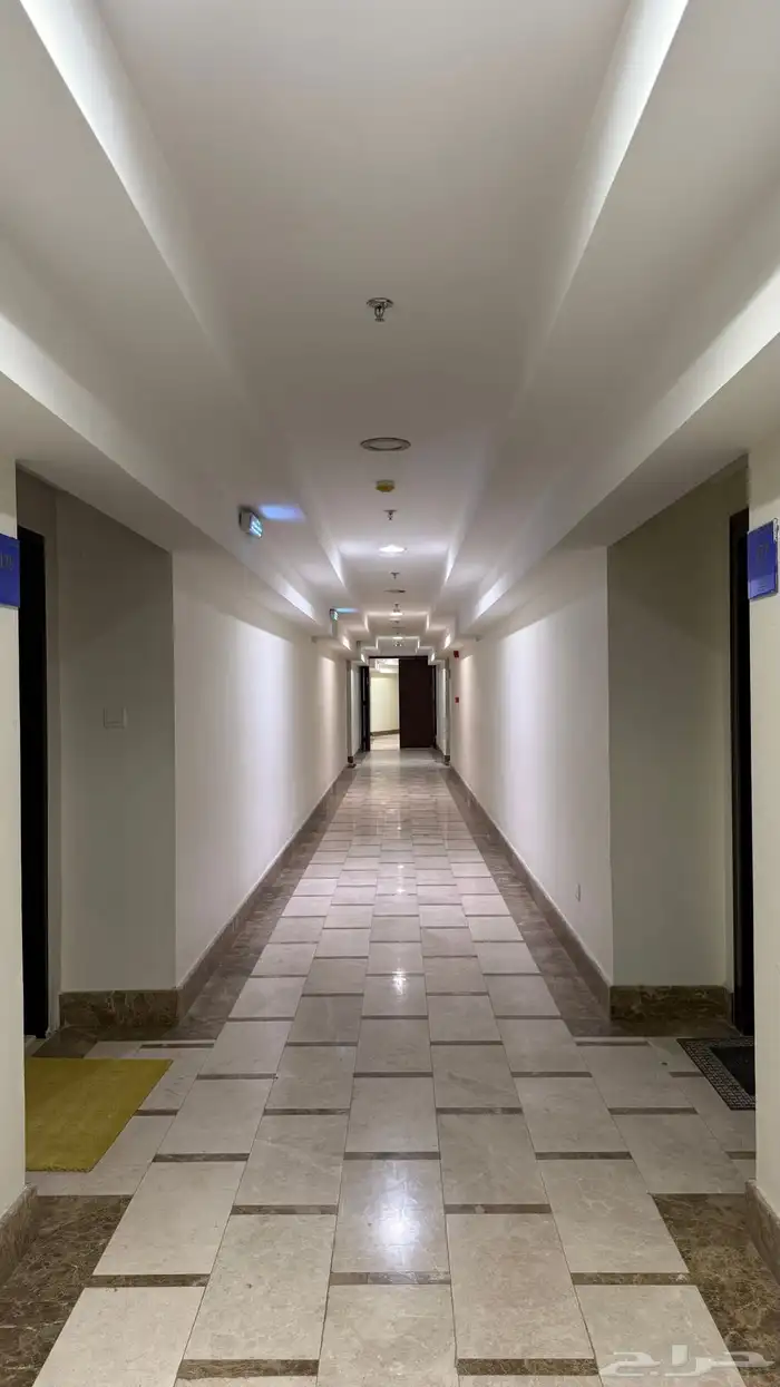 شقة 6 غرف للإيجار في كمباوند بحي الملقا 6