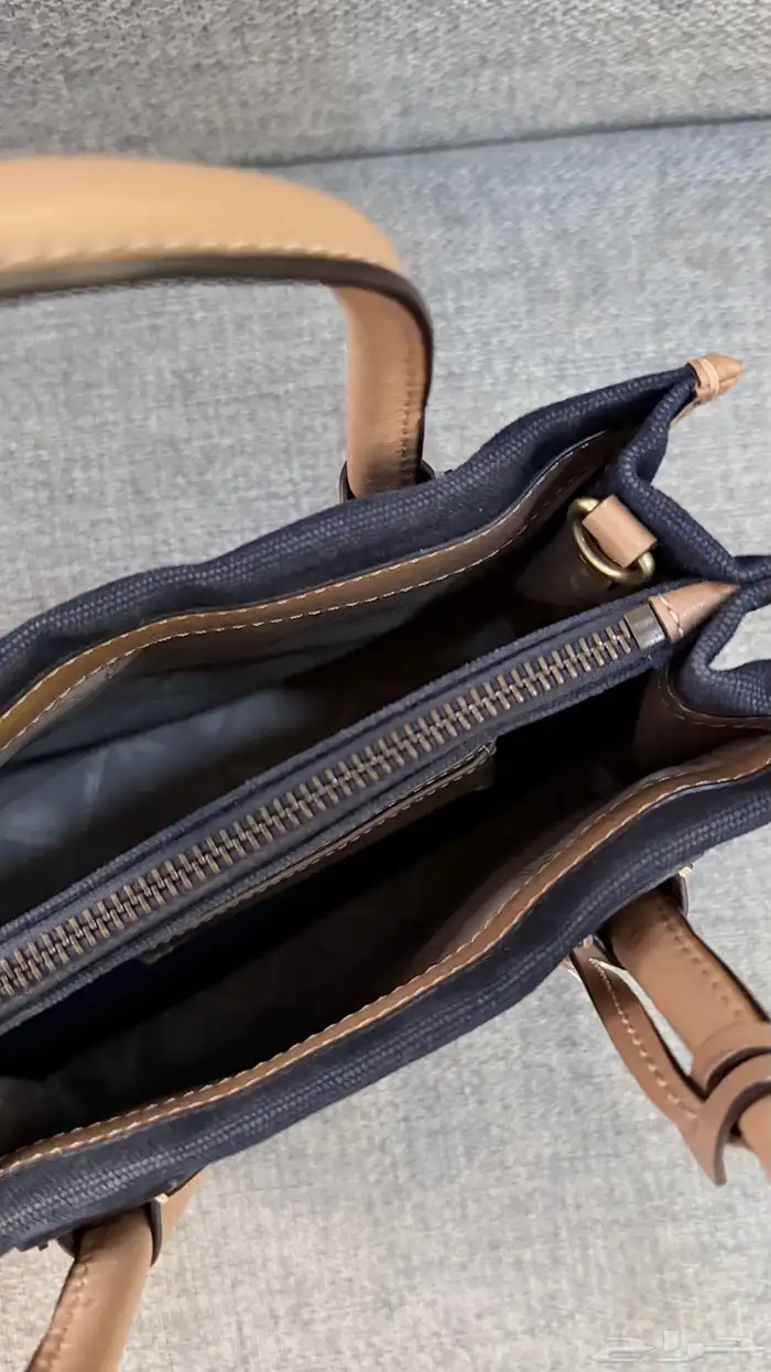 شنطة للبيع 300 ريال 5