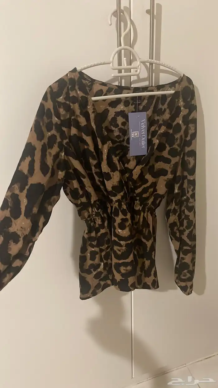 ملابس جديده نسائيه كل قطعه بعشره ريال 0