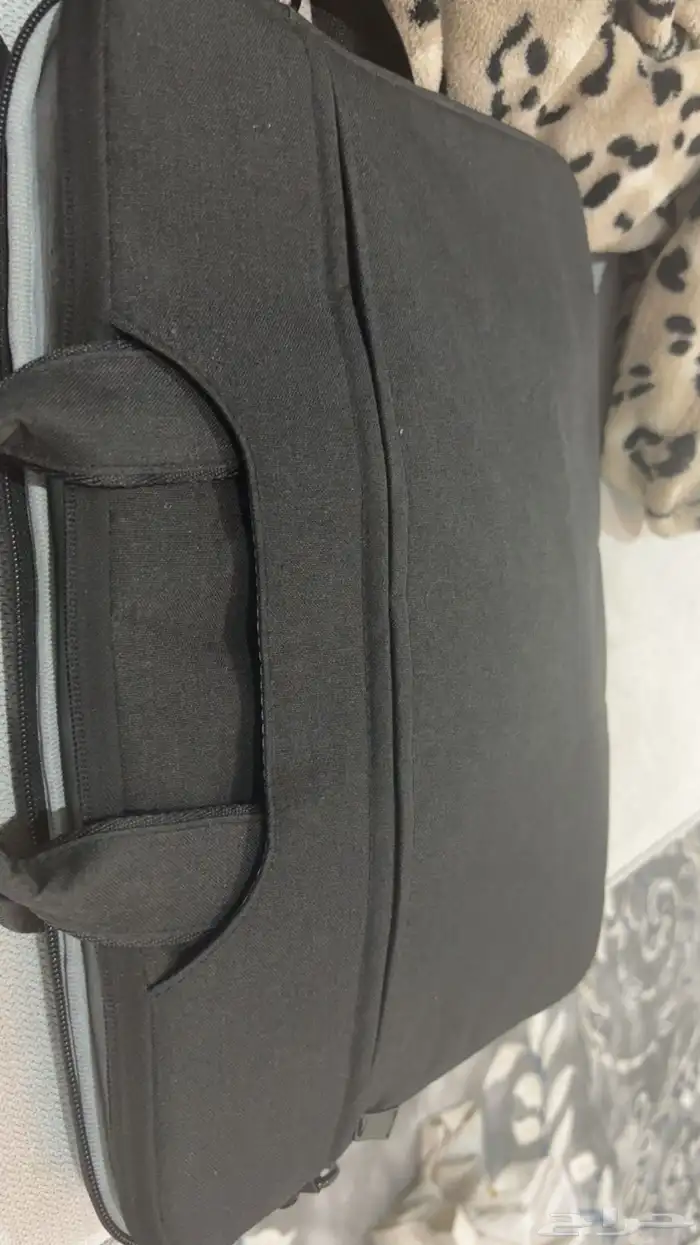 للبيع لابتوب MacBook نضيف 0