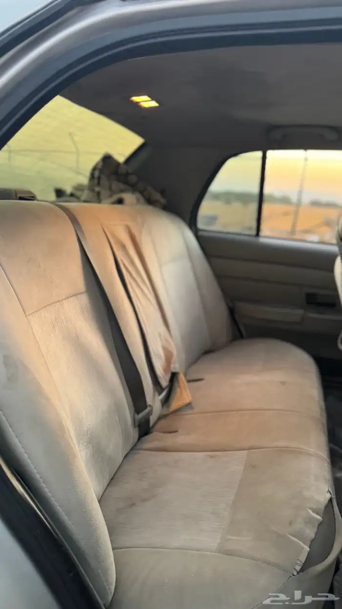 فورد فكتوريا 2004 LX فل كامل فتحه 18