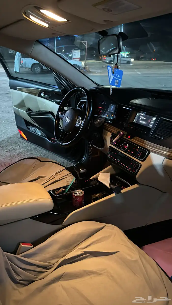 نوع السيارة كيا كدنرا 2018 5