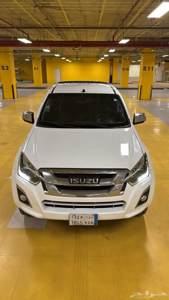 ديماكس ايسوزو 2018 15