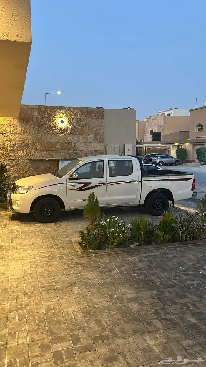 هايلكس 2014 بدي بلد ممشى قليل 17