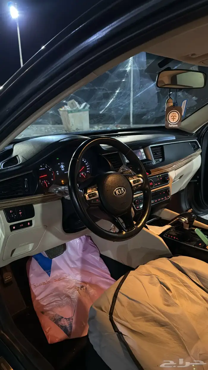 نوع السيارة كيا كدنرا 2018 6