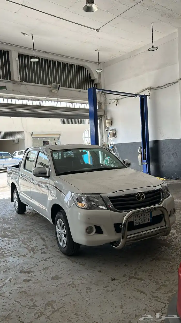 هايلكس 2014 بدي بلد ممشى قليل 5