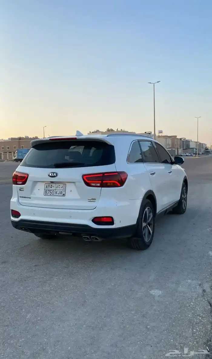 سورنتو ديزل 8 ركاب عائليه 2019 مستخدم واحد ف السعودية 5