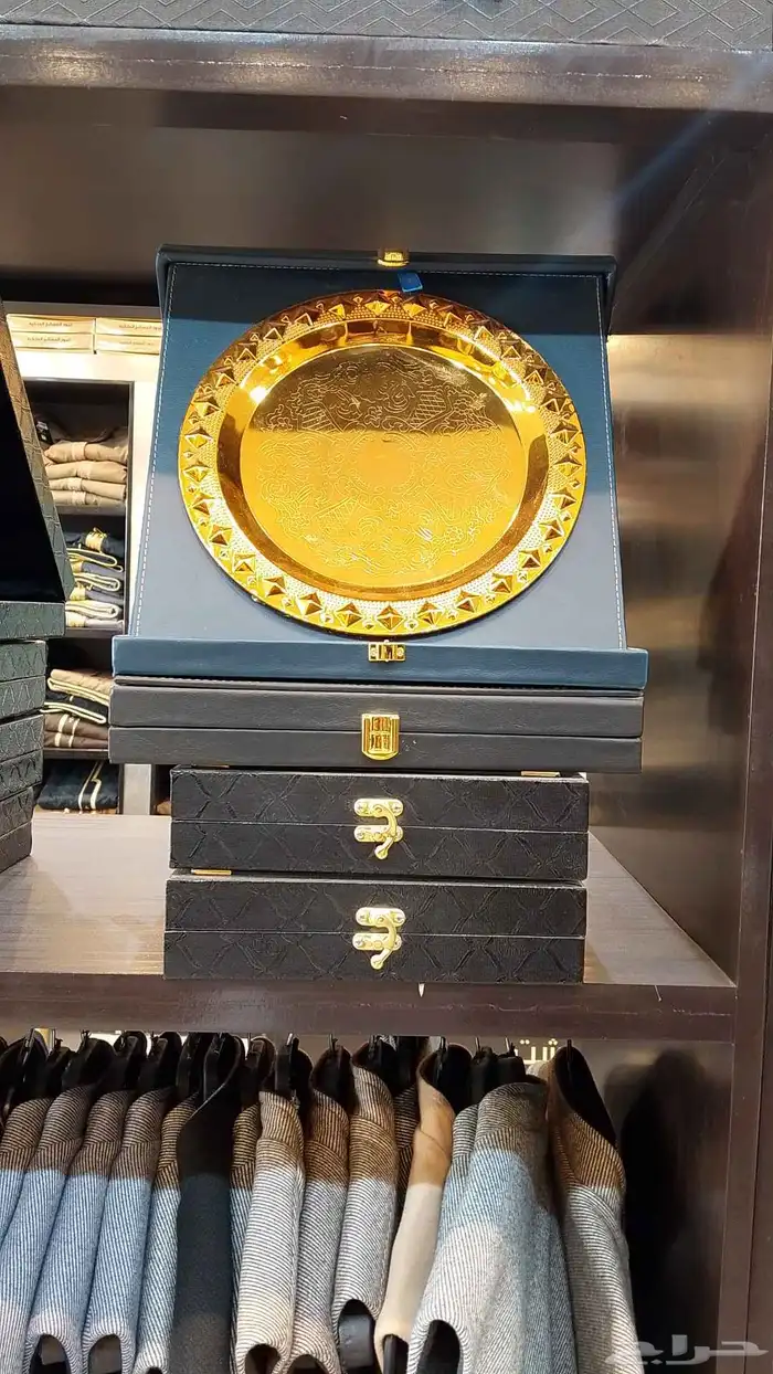 هدايا وفروات 0