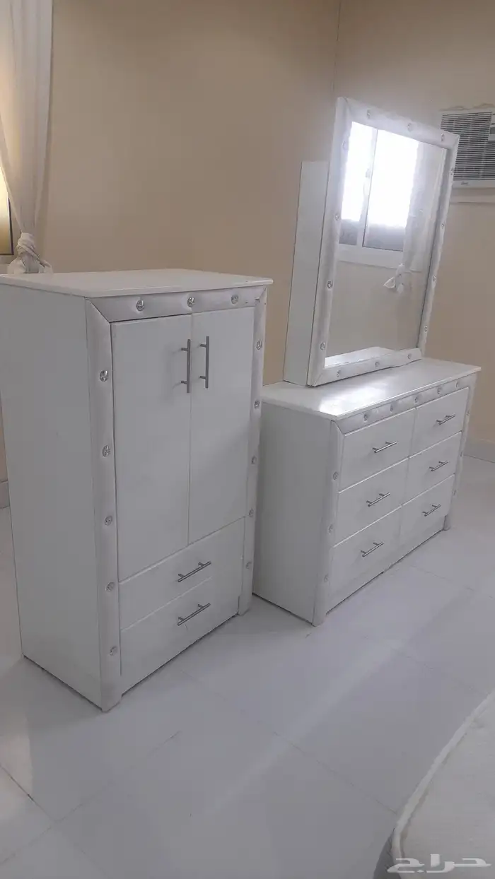 اثاث منزلي للبيع 4