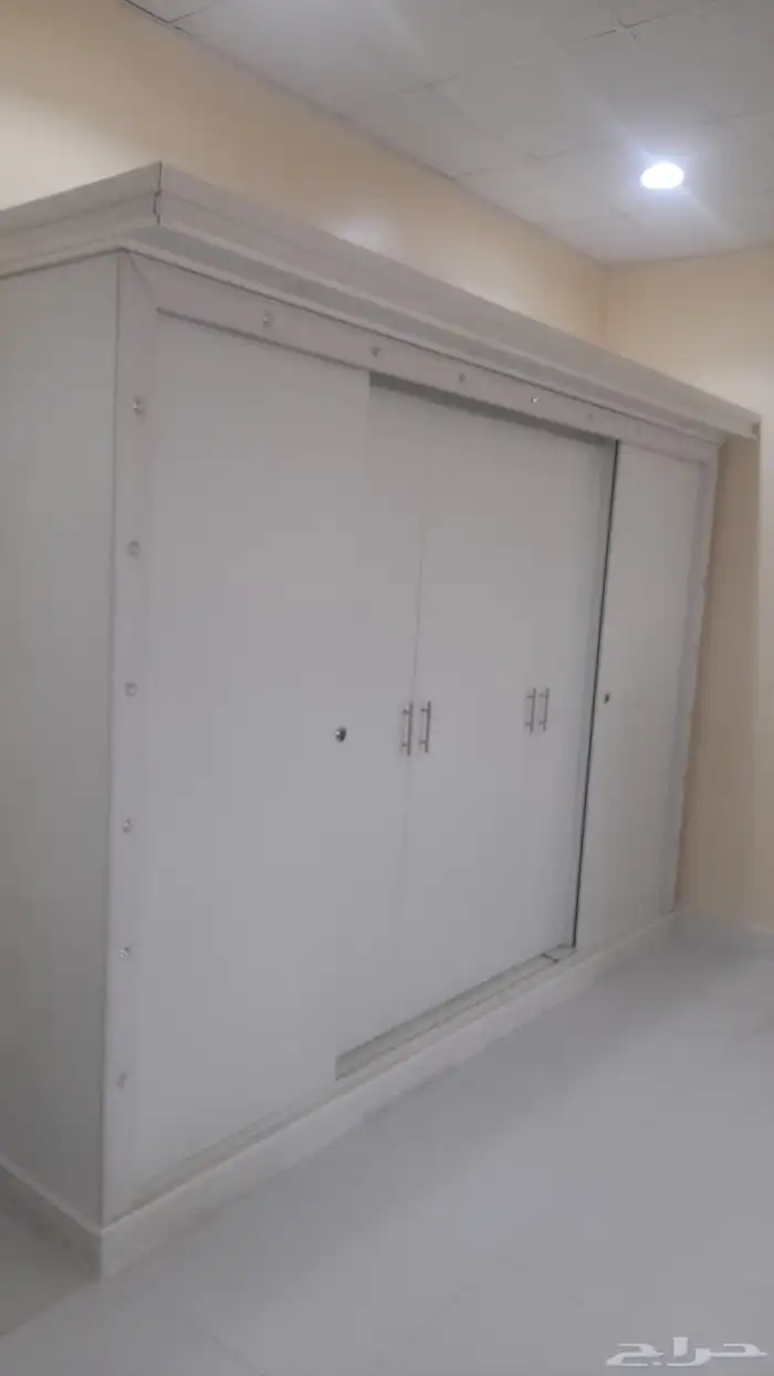 اثاث منزلي للبيع 1