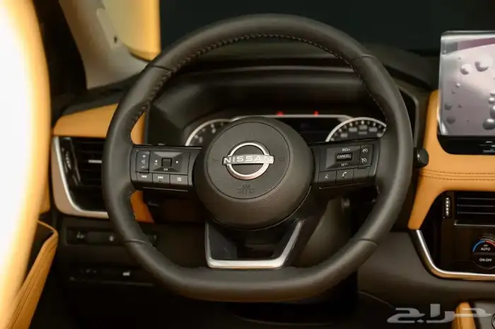 نيسان اكس تريل SV بلس دابل مقاعد جملي-سقف اسود موديل 2025 9