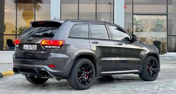 جنوط srt جراند شروكي اسود 2