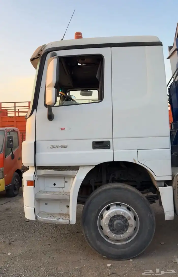 تم البيع بوم ترك 15 طن موديل 2012 اكتروس سكس موديل 2003 1