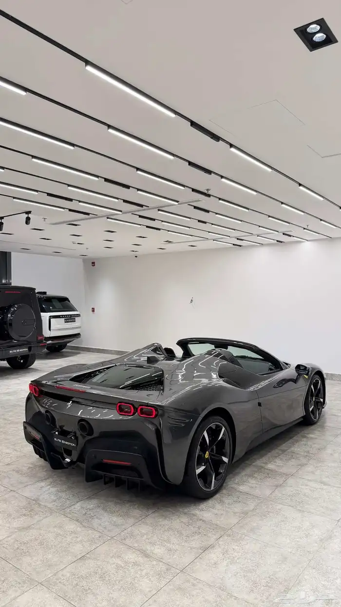 Ferrari SF90 Spider 2023 5