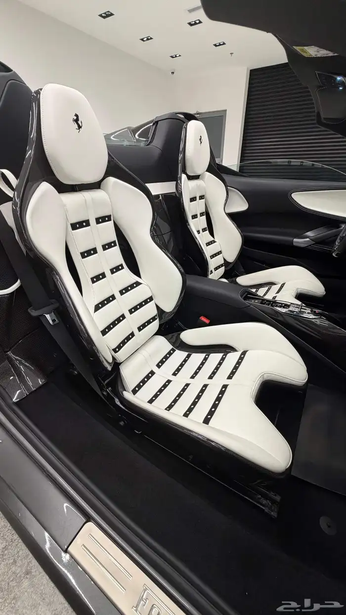 Ferrari SF90 Spider 2023 13